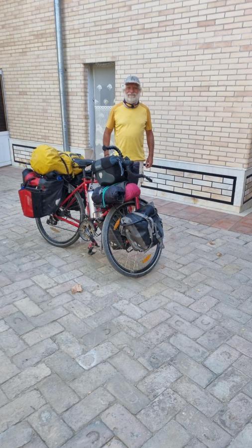 סמרקנד Hostel Muborak מראה חיצוני תמונה